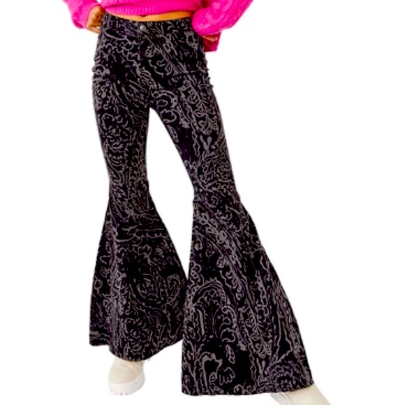 Free People Denim - FREE PEOPLE JUST FLOAT ON FLARE JEANS BLACK PRINT 26